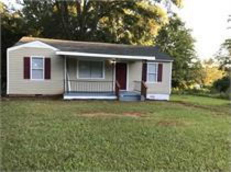 Griffin House: 1007 East Mcintosh Road