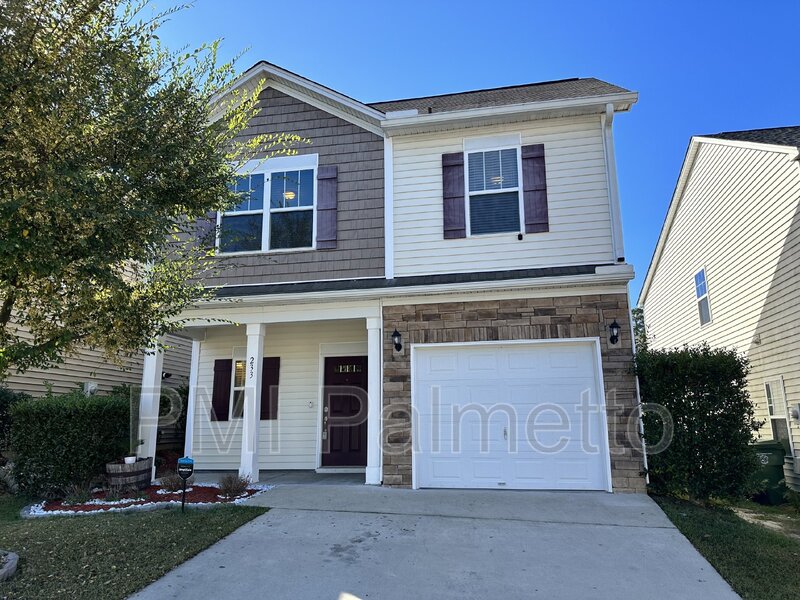 Blythewood House: 233 Hawkins Creek Rd