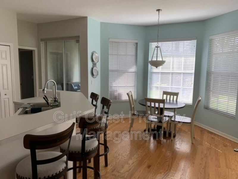 5106 Far Oak Circle Sarasota FL 34238 - Photo 4