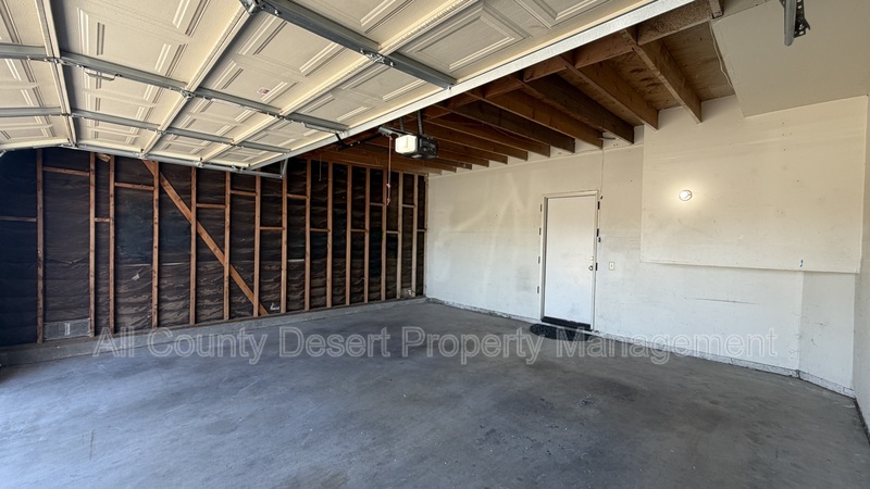 Main Rental Photo 20