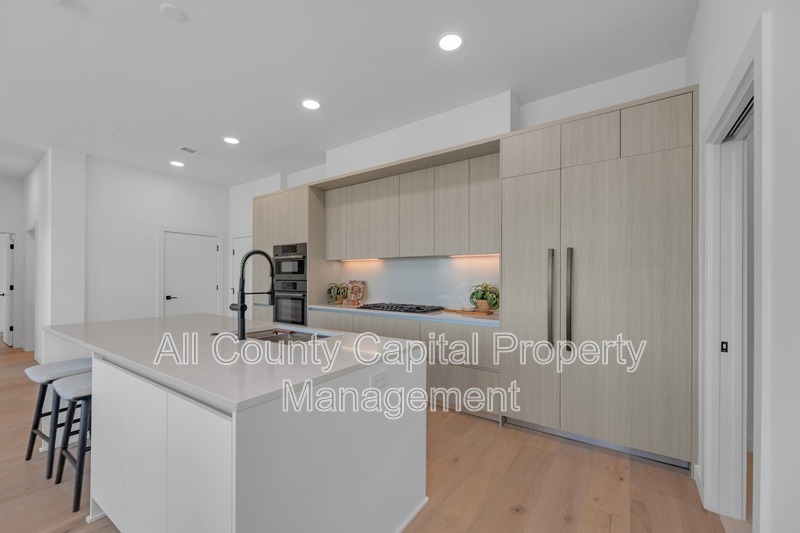 Main Rental Photo 4