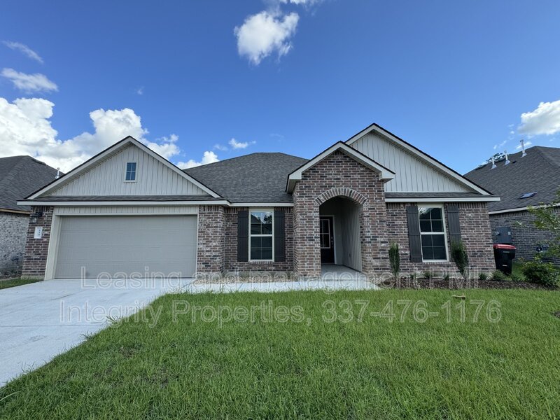 Lafayette House: 119 Hill View Drive