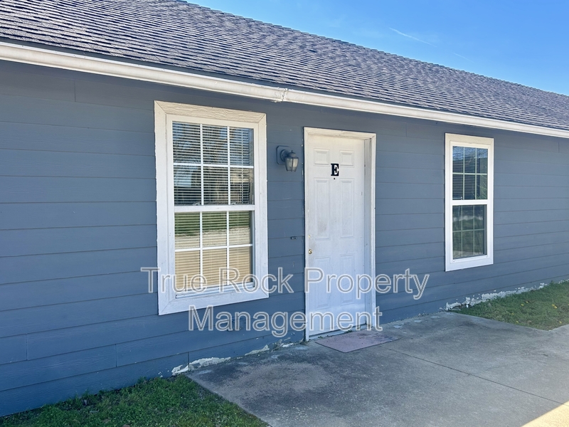 Ada House: 218 E 14th St- Apt E