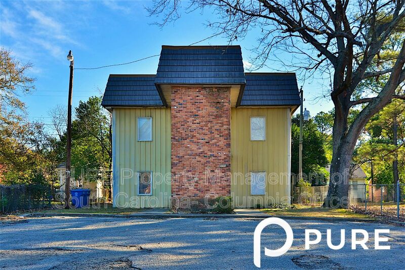 Columbia House: 1304 Suber Street