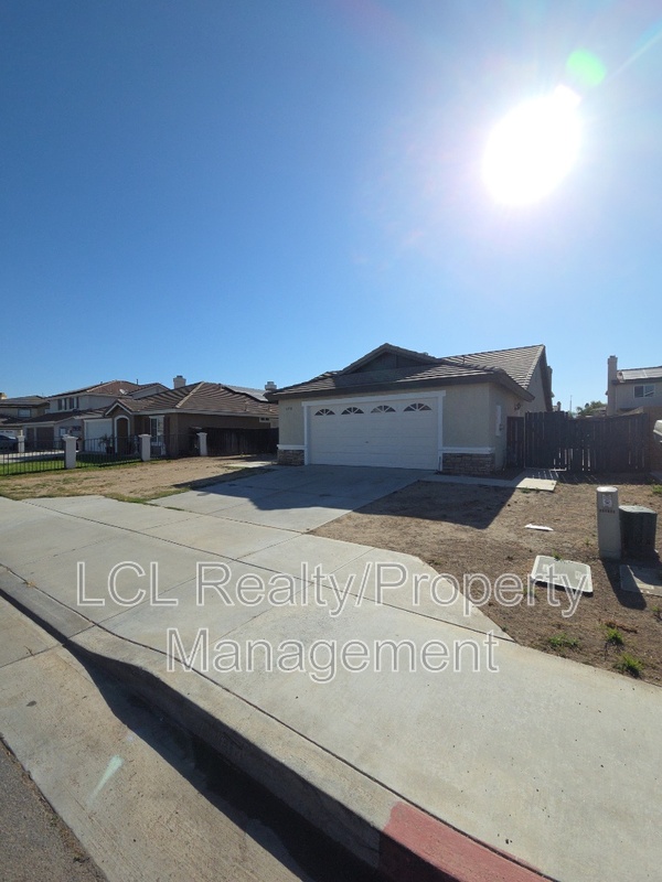 Hemet House: 1510 Sunnybank Dr