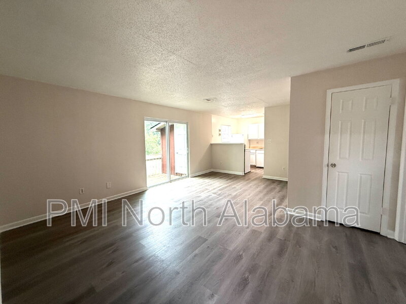 Huntsville Condo: 4916 Cotton Row Northwest