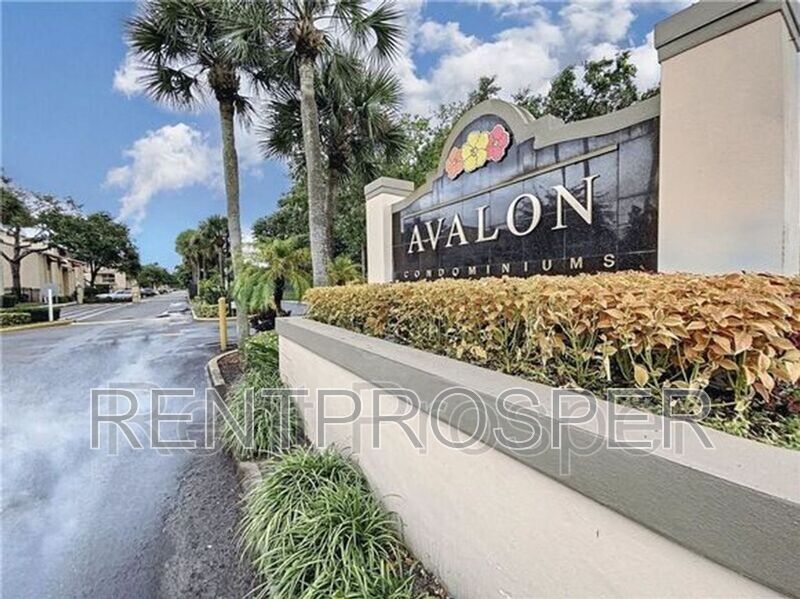 Orlando Condo: 4153 S. Semoran Blvd