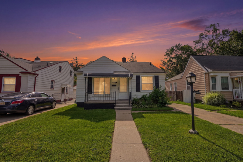 Redford House: 20435 Norborne Avenue