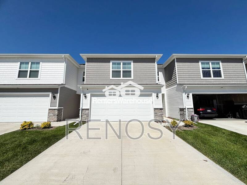 Urbandale Townhome: 5532 144th St