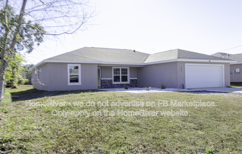 Summerfield House: 9744 SE 157th Ln