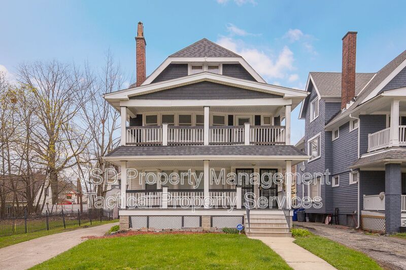 Cleveland Condo: 12339 Chesterfield Ave