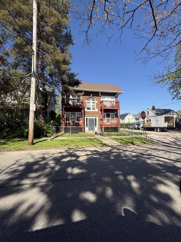 Cleveland Condo: 3412 East 147th Street - 1