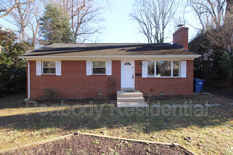 Falls Church House: 2129 Grayson Pl