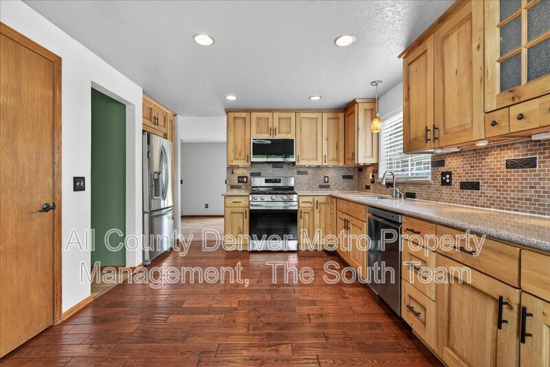 Centennial House: 19721 E Stanford Drive