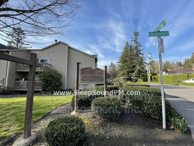 Portland Condo: 2831 SW Dolph Ct