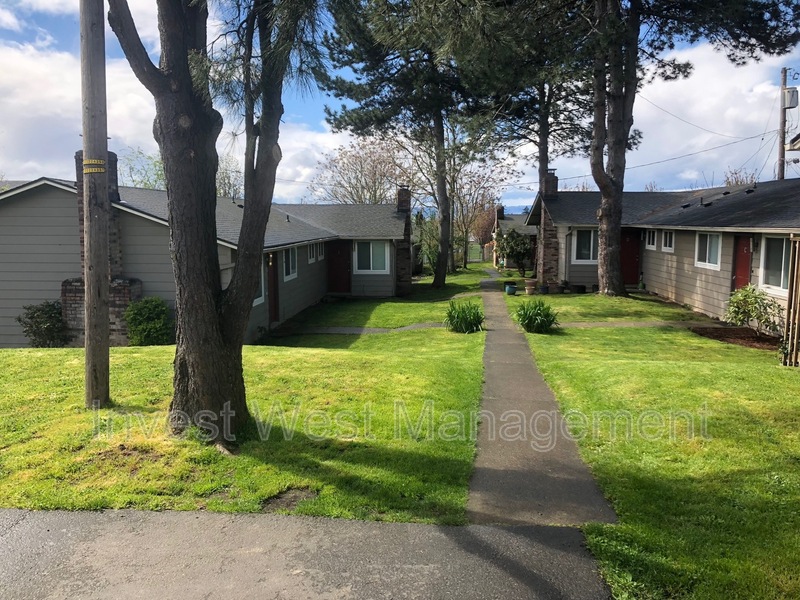 VANCOUVER House: 3108 KAUFFMAN AVENUE