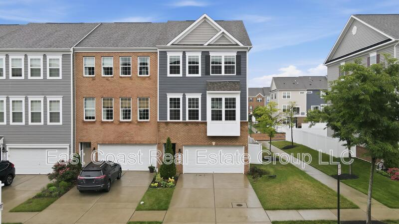 Frederick Townhome: 5123 Ironside Dr