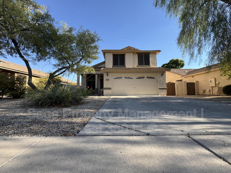 Gilbert House: 4283 E Shannon St