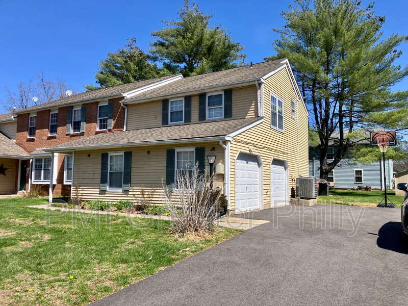 Yardley Condo: 1688 Bluebird Drive