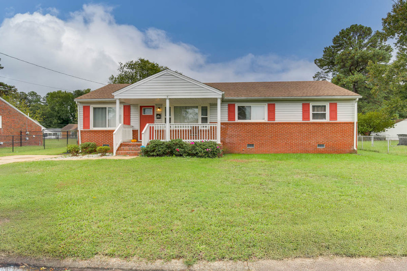 Portsmouth House: 1011 Robinson Rd