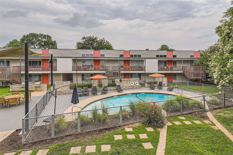 Austin Condo: AM-2200 Dickson Drive