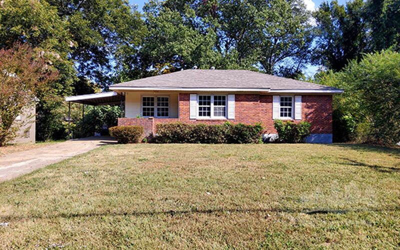 Memphis House: 3808 Windcrest Rd