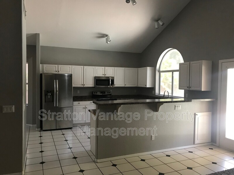 Gilbert House: 4740 E Desert Ln