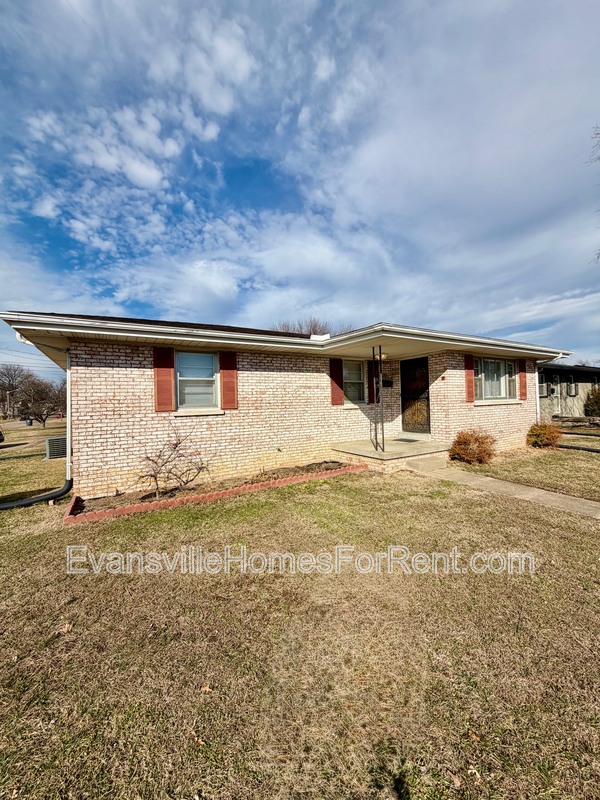 Evansville House: 3600 Sweetser Avenue