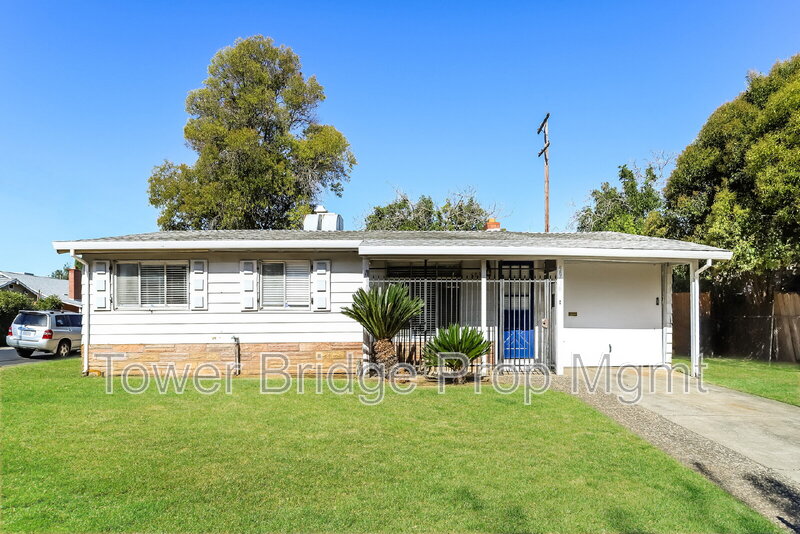Sacramento House: 5936 41st Street