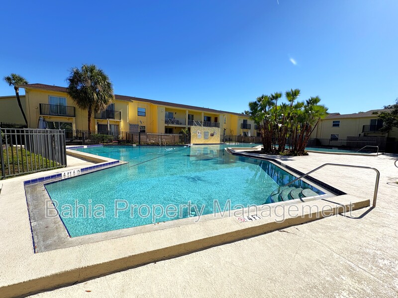 Tampa Condo: 7605 Nacido Ct