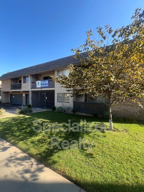 Glendale Condo: 824 E Windsor Rd