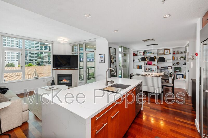 San Diego Condo: 1199 Pacific Highway
