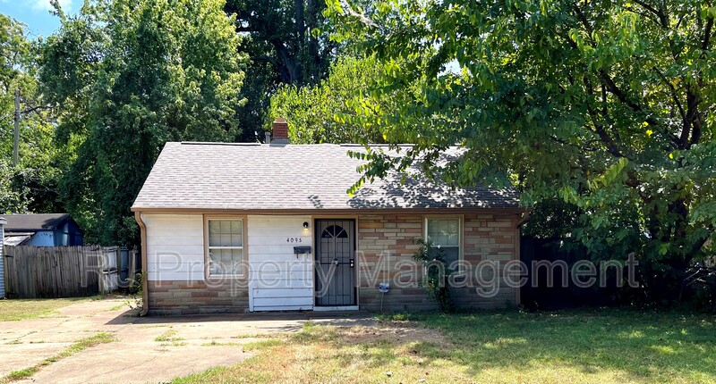 Memphis House: 4095 Chelsea Avenue Ext
