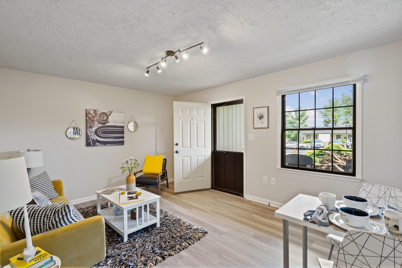 Winchester Condo: 2549 Bradford Court