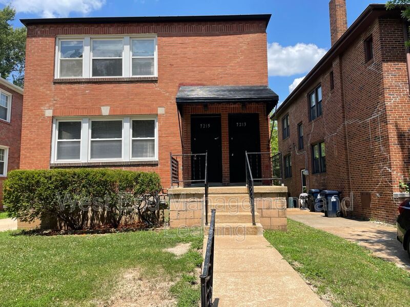 Saint Louis House: 7215 Amherst Ave
