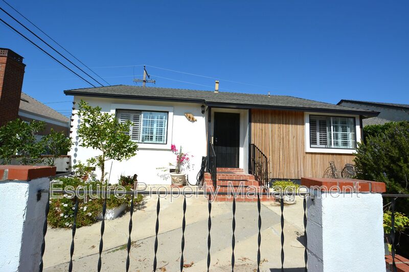 OXNARD House: 165 WILSON AVE