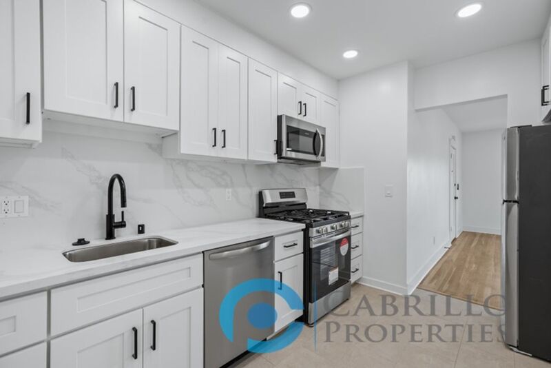San Diego Condo: 128 Kalmia Street