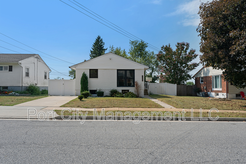 Gwynn Oak House: 7017 Yataruba Drive