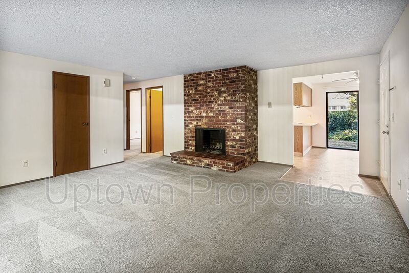Beaverton Condo: 5660 SW 180th Ave