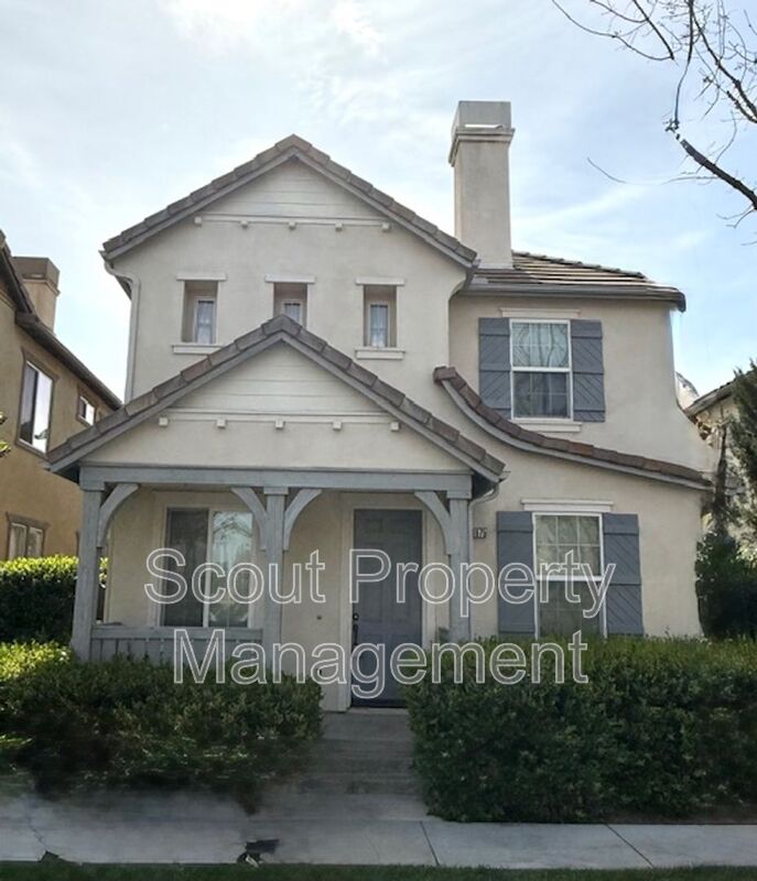 Temecula House: 31875 Domenoe Way