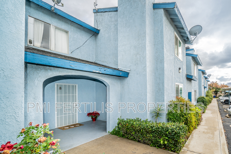 Fontana House: 16845 San Bernardino Avenue