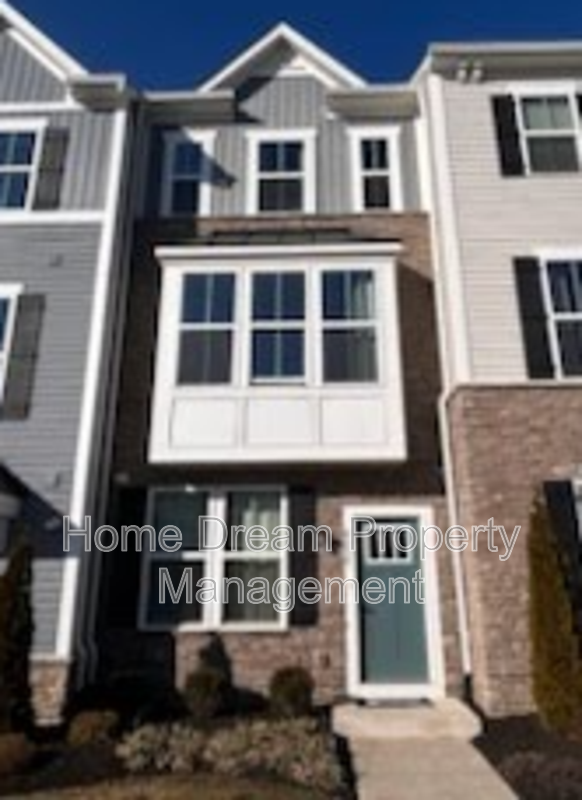 Fredericksburg House: 4537 Briarhaven Drive