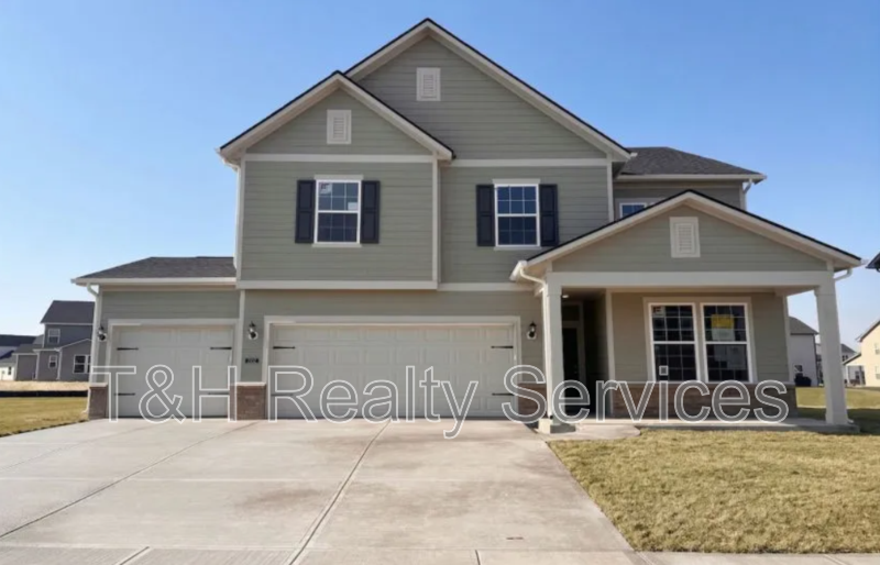 Noblesville House: 13132 Himalaya Circle