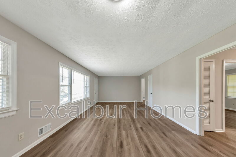 3 Bedroom House – 118 Victor Cir Nw, Atlanta, GA
