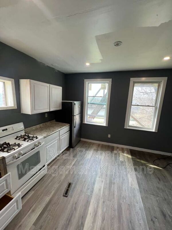 McKeesport Condo: 1834 Flagler St