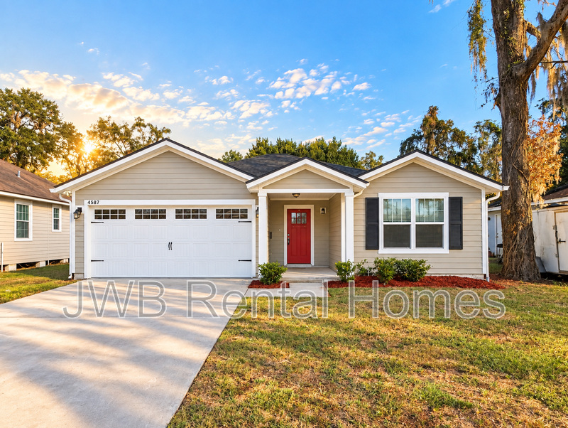Jacksonville House: 4587 Shelby Ave