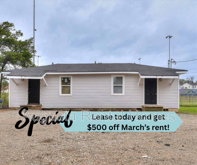 Augusta House: 28 C2 Curry St