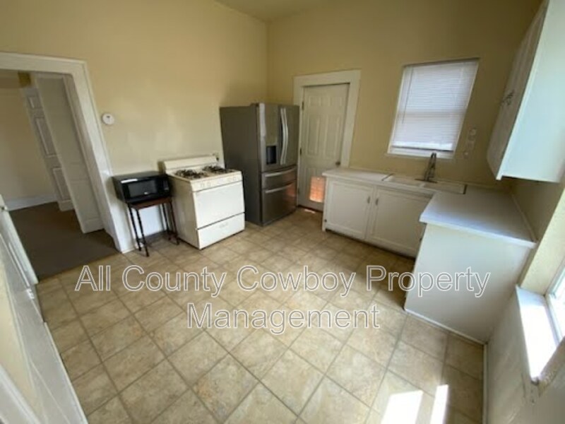 Laramie House: 170 N. 4th St