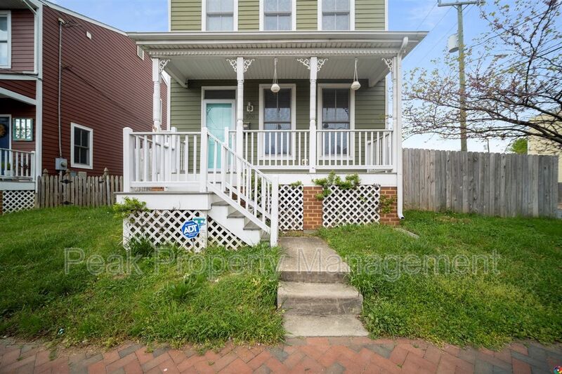 Richmond House: 920 N 26th St
