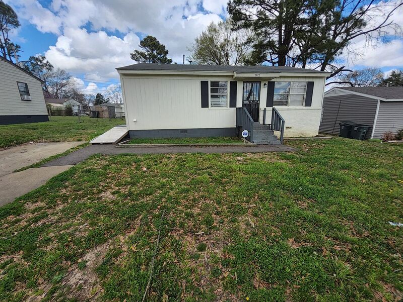 Memphis House: 872 Western Park Dr